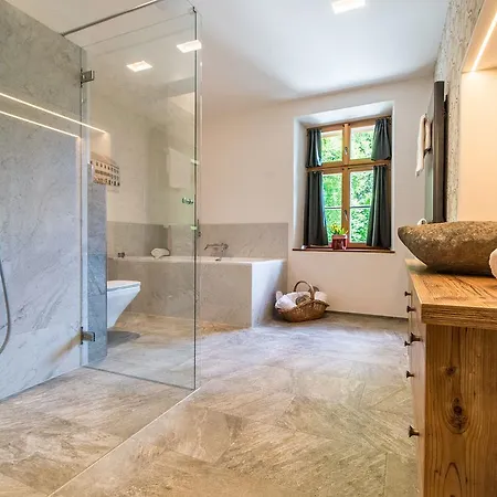 Ansitz Wildberg Apartment San Lorenzo di Sebato